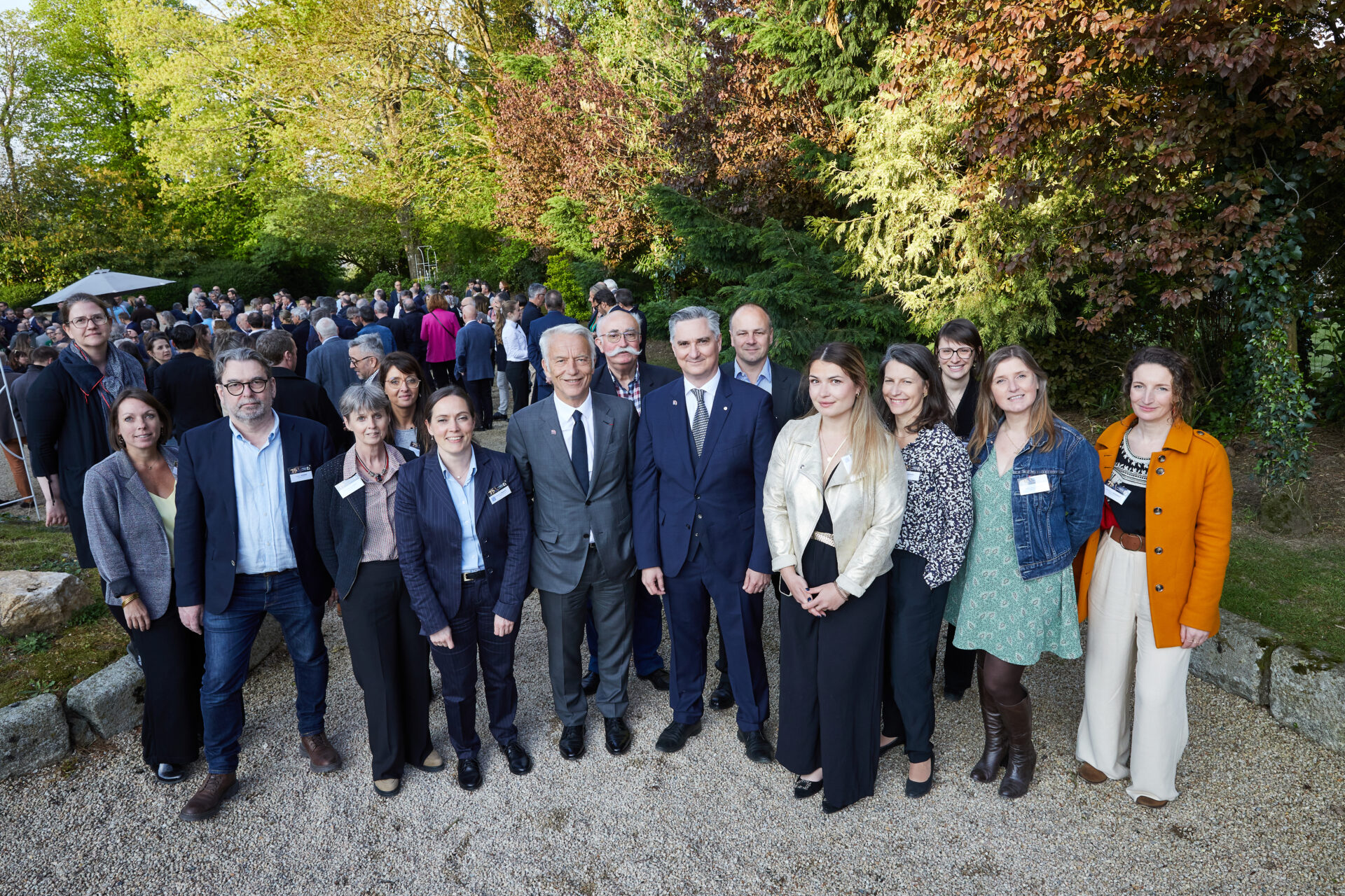 IMJ_0515 Photo d'équipe du MEDEF 22 avec Patrick MARTIN, président du MEDEF National